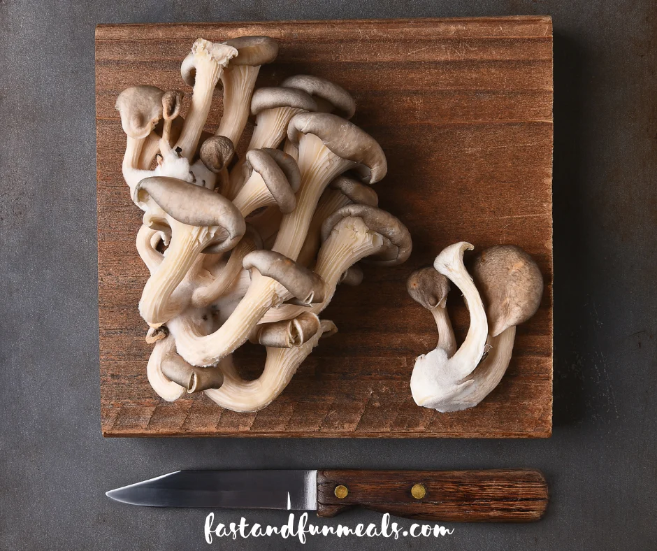 How to Clean Oyster Mushrooms Featured Image
